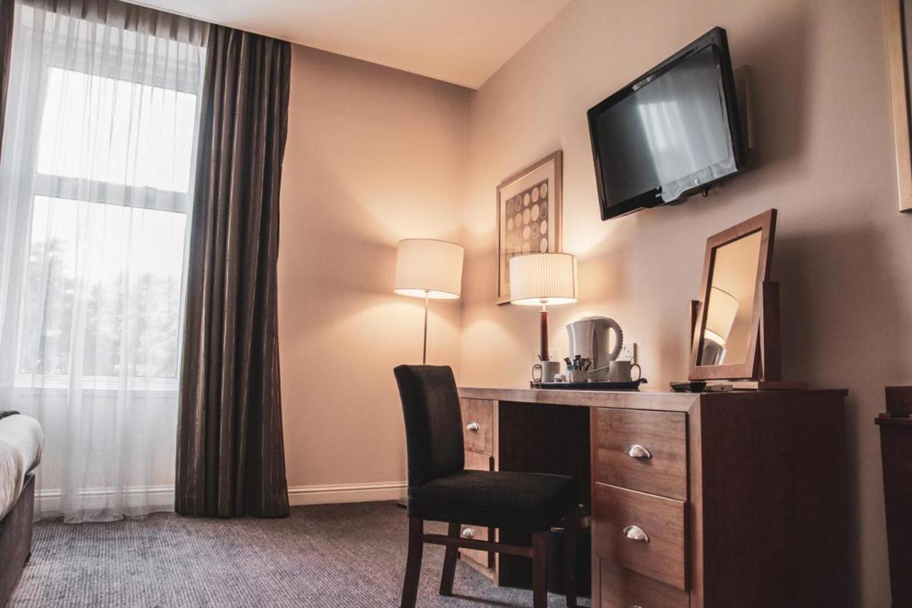 The Angus Hotel & Spa Blairgowrie and Rattray ภายนอก รูปภาพ